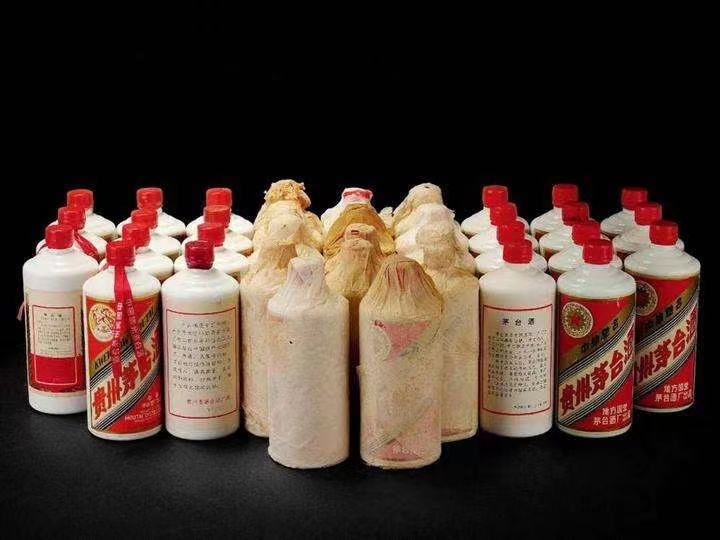 安居日照岚山回收酒价格哪里回收(附近上门回收茅台酒）?